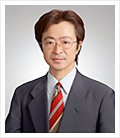 法学部長　吉田一雄